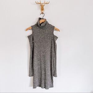 SILENCE & Noise Cold Shoulder Mock Neck Dress Med